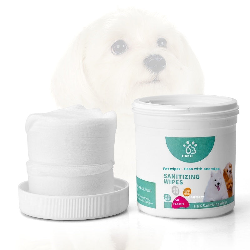 Pet Cleaning Wipes for Dogs & Cats from MotivePets for pet comfort, care and everyday use
